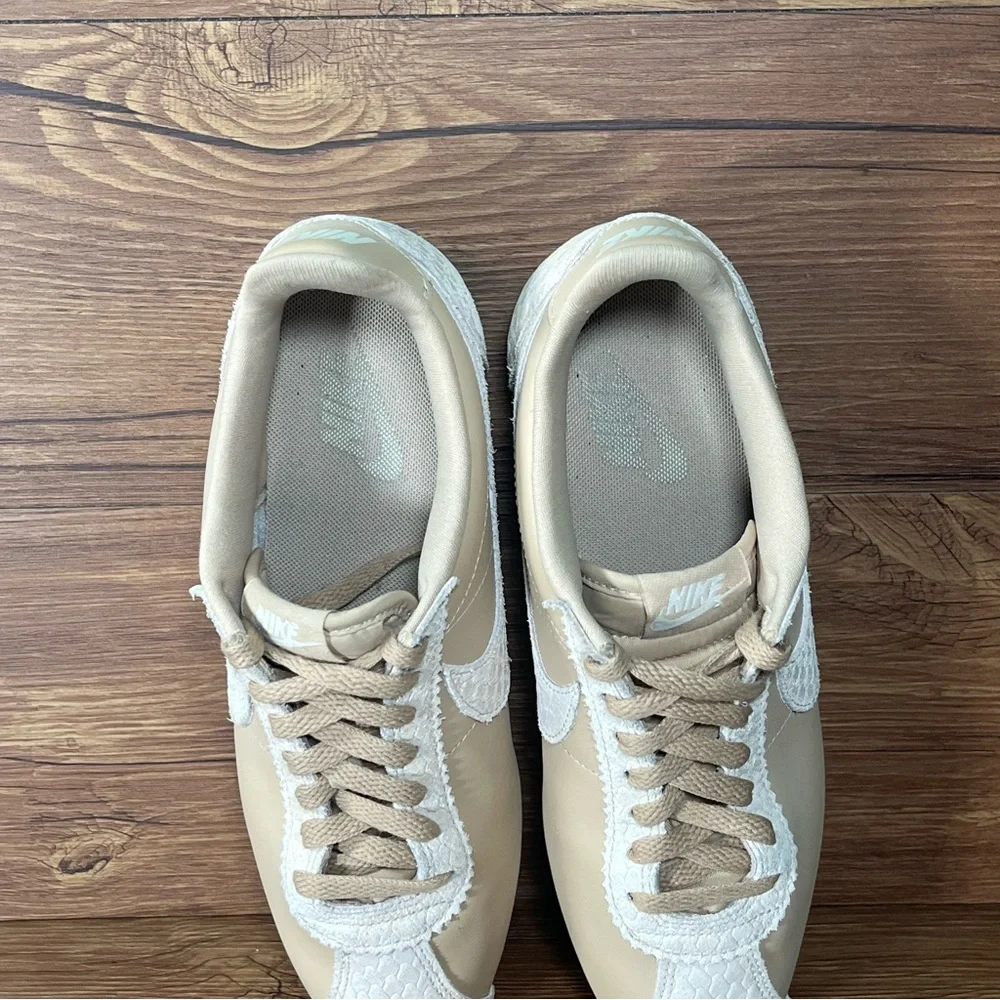 NIKE CORTEZ PREMIUM ‘Beige’ Leather Vintage Sneakers Women’s Size 8 Shoes - Picture 9 of 11